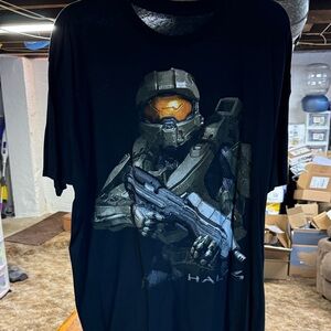 Halo Black Graphic Tee - Short Sleeve